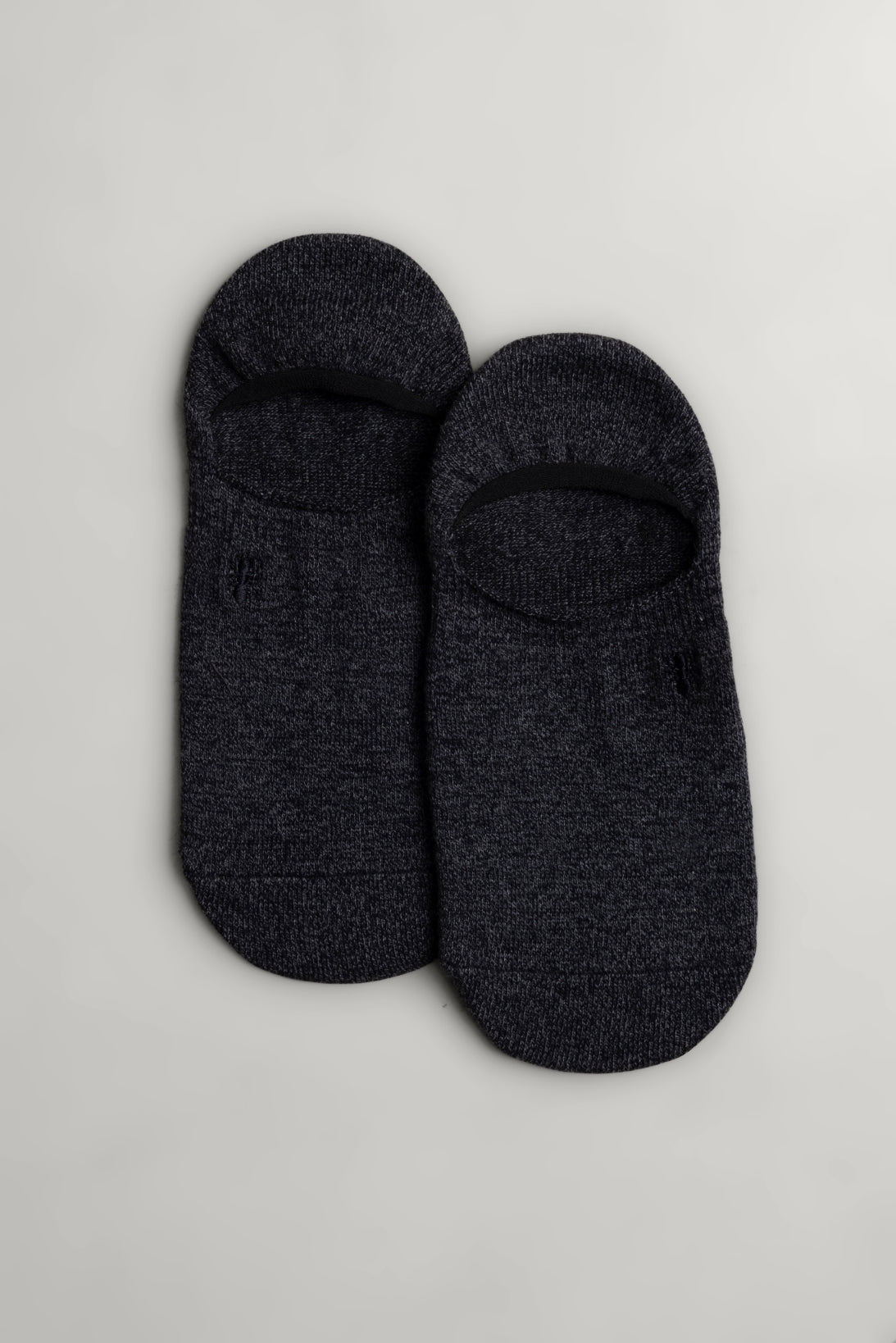 NEW ESSENTIAL INVISIBLE - BLACK ON GREY