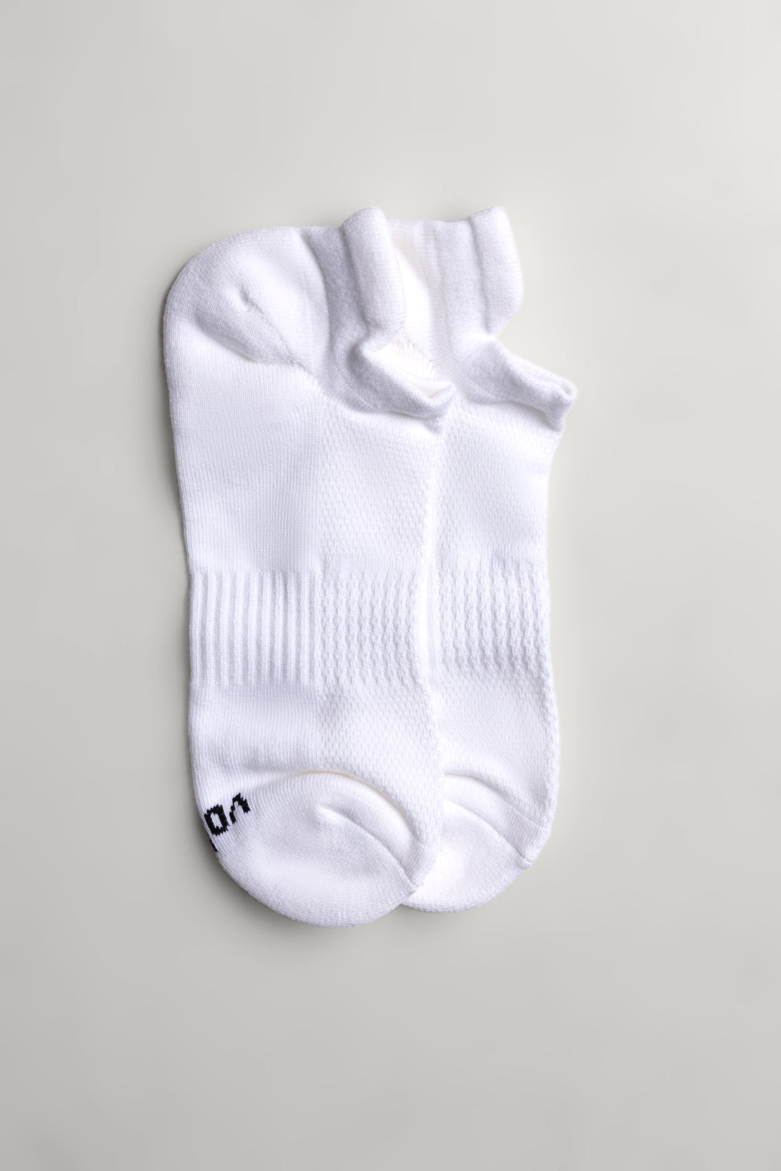 NEW ESSENTIAL LOW - WHITE
