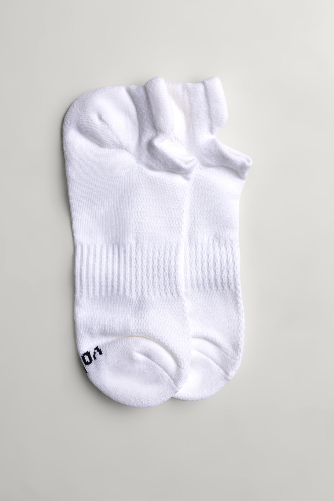 NEW ESSENTIAL LOW - WHITE