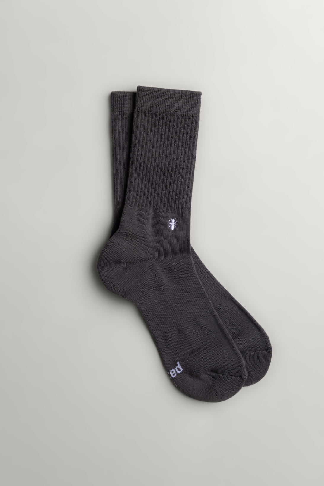 NEW ESSENTIAL CREW - CHARCOAL