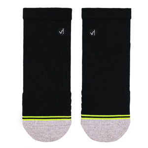 ESSENTIAL ANKLE - BLACK